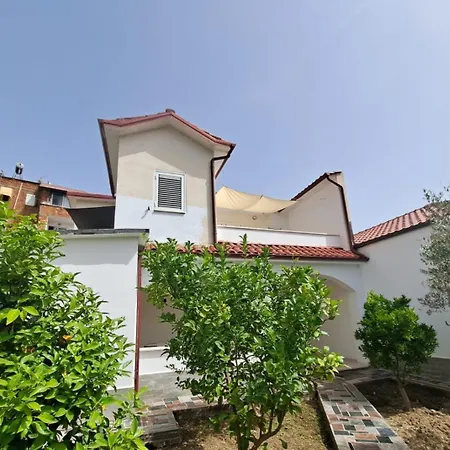 Vila Vokopola * Μπεράτ
